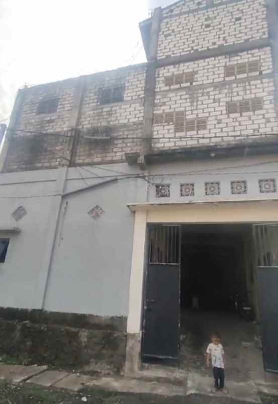 dijual kost pegaden manyar gresik