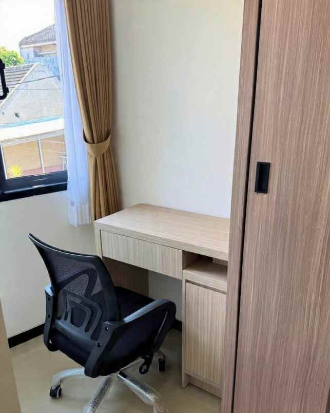dijual kost puri indah