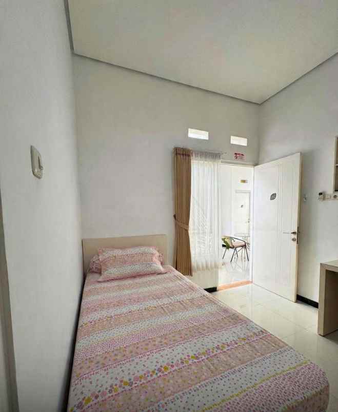dijual kost puri indah