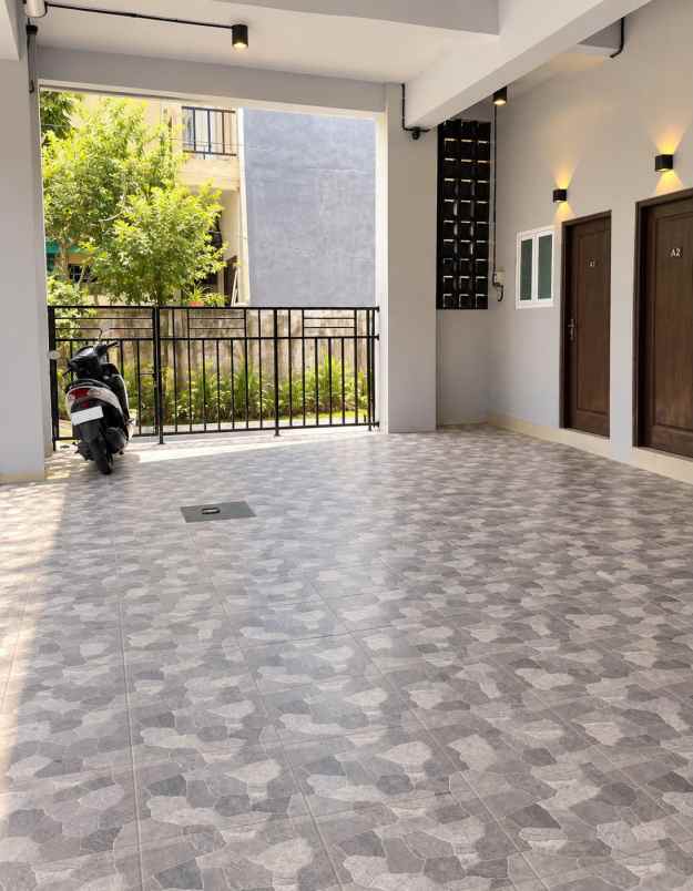 dijual kost udayana jimbaran