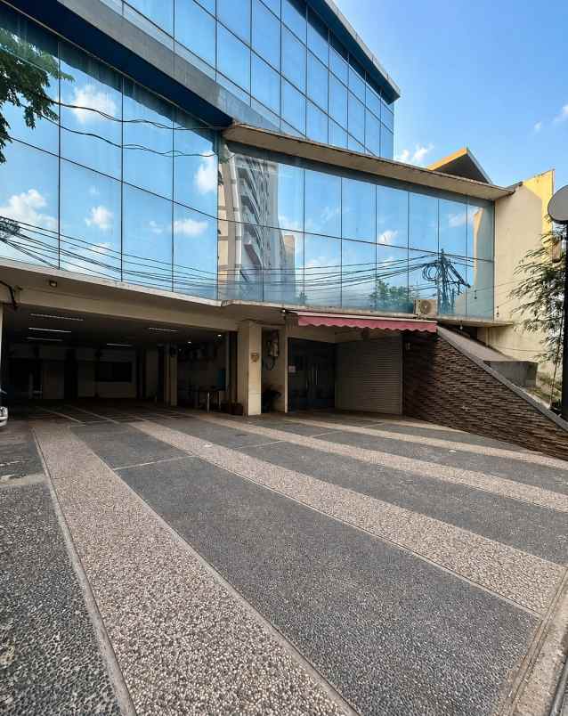 dijual mini gedung di haji nawi jakarta selatan