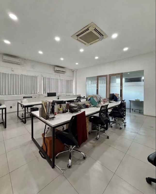 dijual mini gedung di haji nawi jakarta selatan