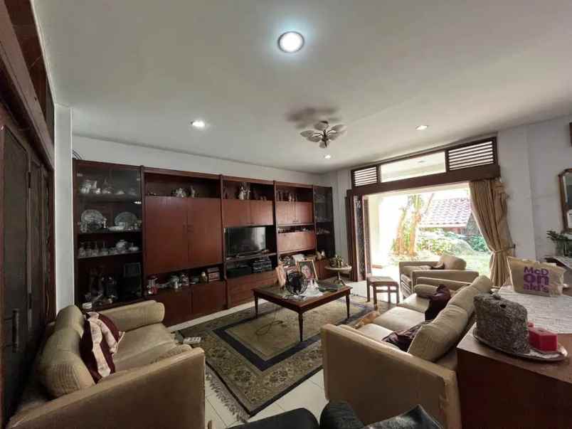 dijual ruko gudang kantor jalan pejaten barat no 65