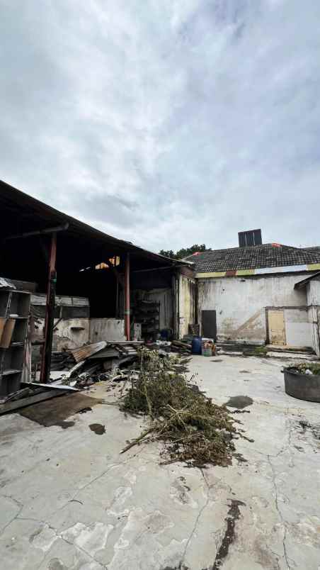 dijual ruko gudang kantor kedinding tengah