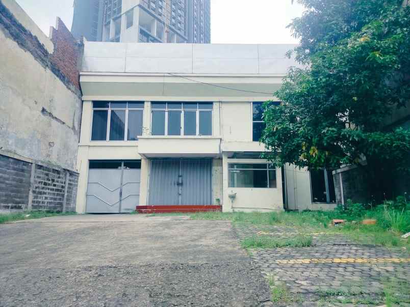 dijual ruko gudang kantor mayjend hr muhammad putat