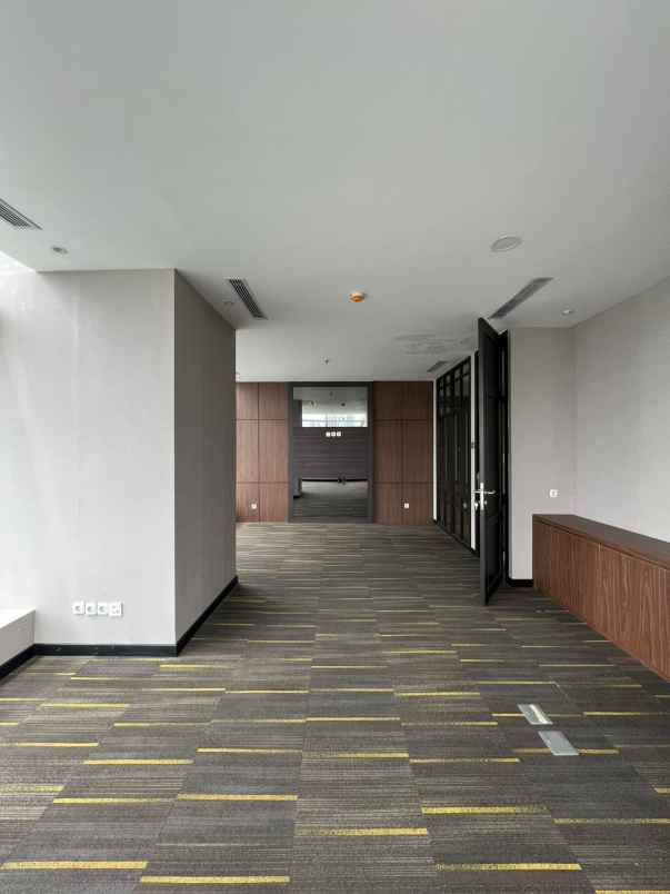 dijual ruko gudang kantor senayan