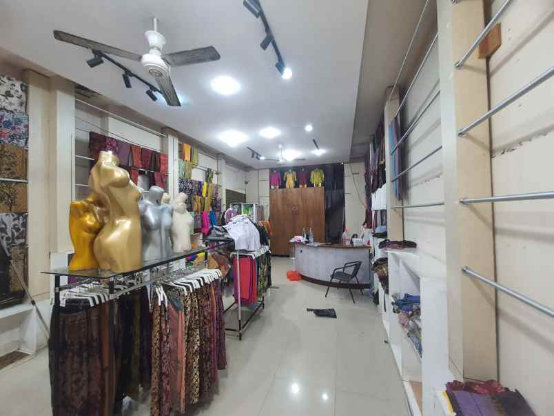 dijual ruko strategis di jalan gajah mada denpasar