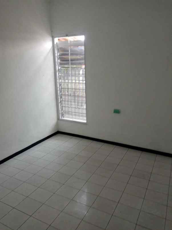 dijual rumah 1 lantai jalan teluk2 arjosari malang