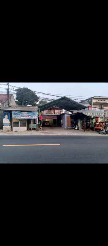 dijual rumah 2 lantai