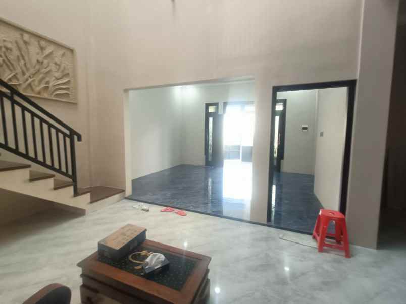 dijual rumah 2 lantai lokasi sawojajar 2 malang