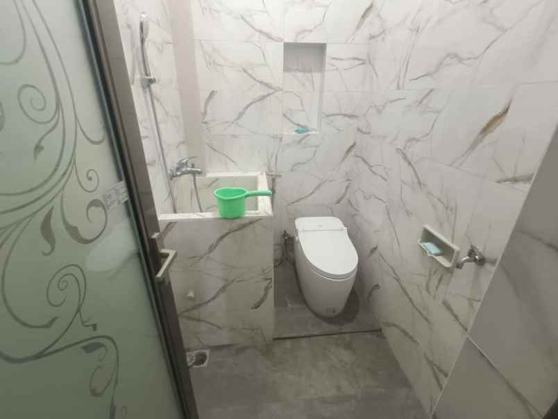 dijual rumah 2 lantai lokasi sawojajar 2 malang