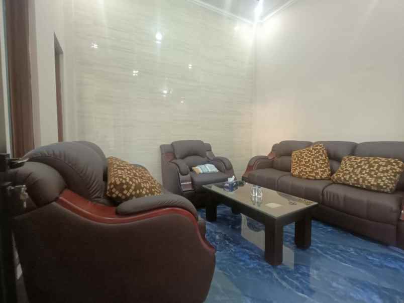dijual rumah 2 lantai lokasi sawojajar 2 malang
