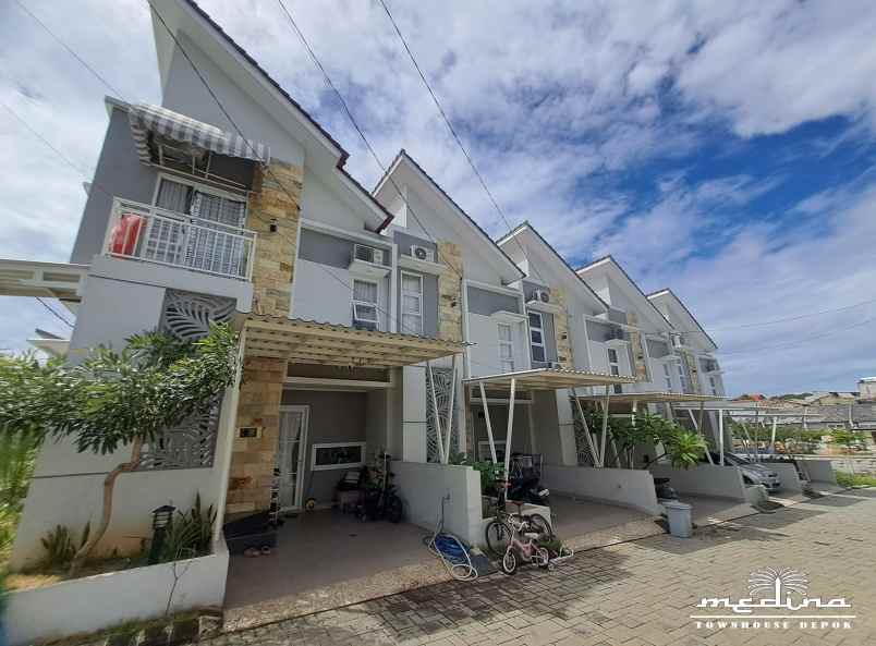 dijual rumah alamat jalan kramat asem