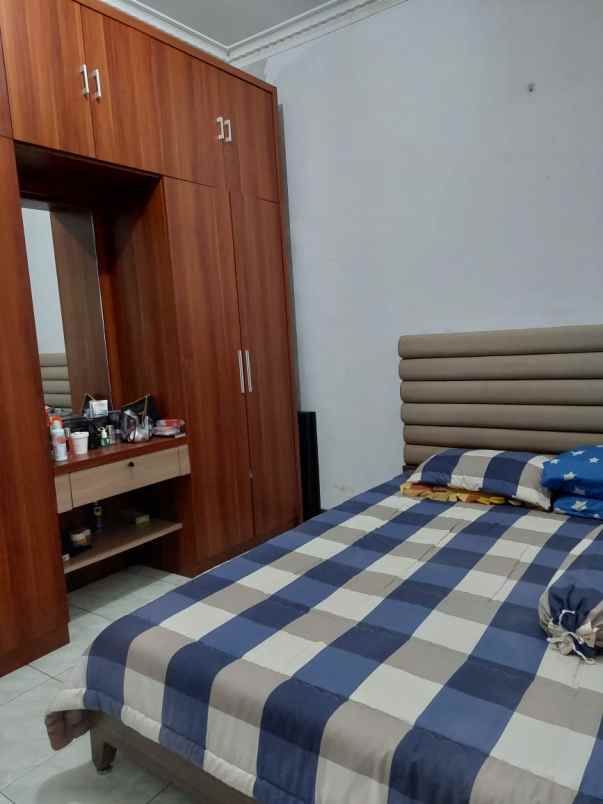 dijual rumah antapani