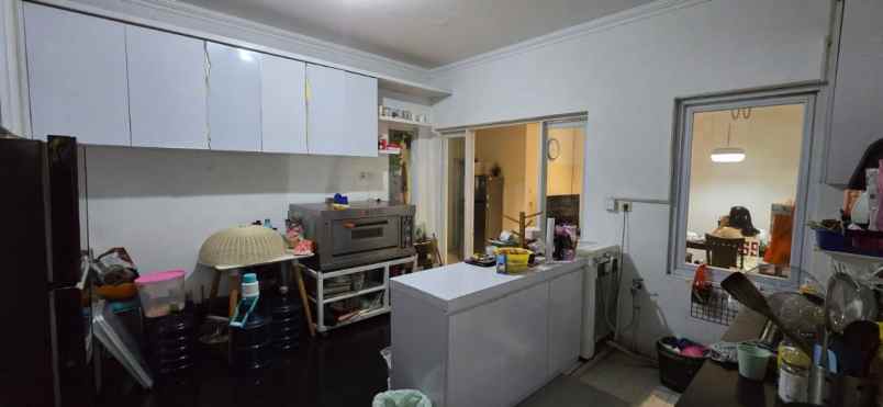 dijual rumah antapani lama