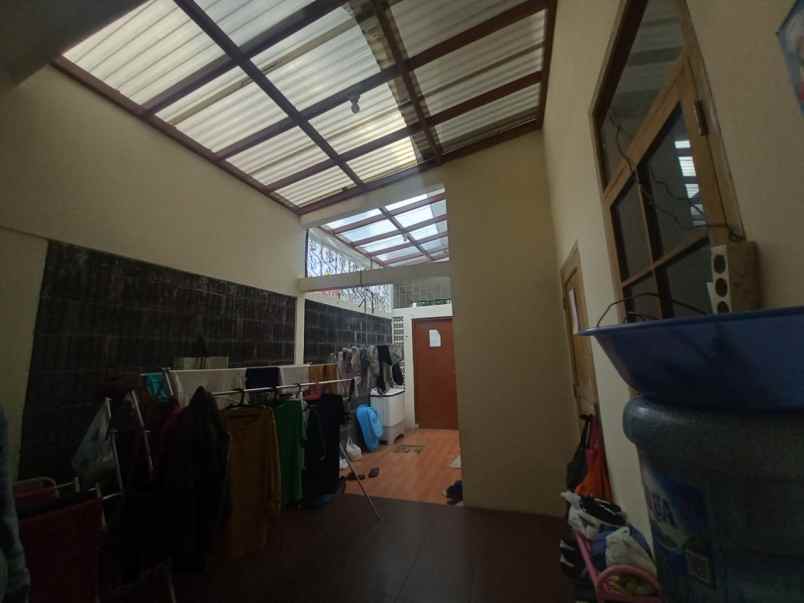 dijual rumah arcamanik endah