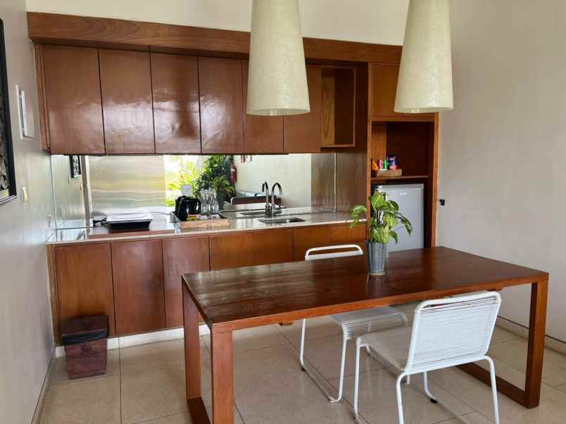 dijual rumah badung