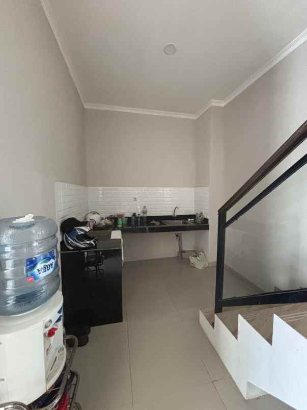 dijual rumah bakti jaya setu tangerang