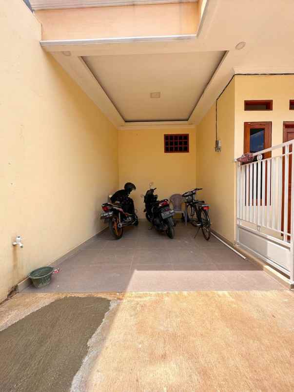 dijual rumah batu ampar