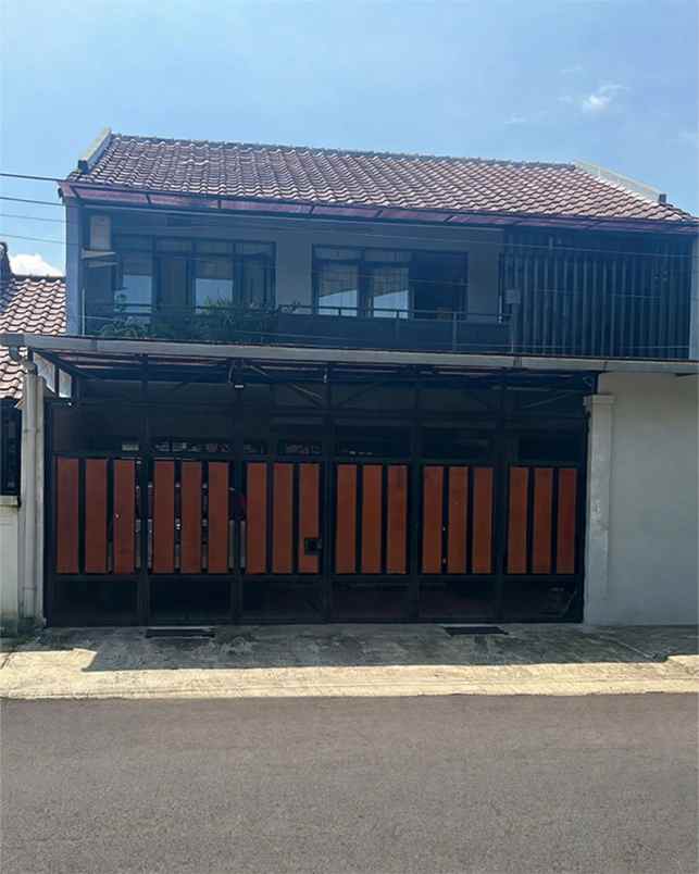 dijual rumah batununggal