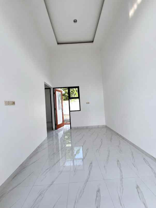 dijual rumah bedahan sawangan depok