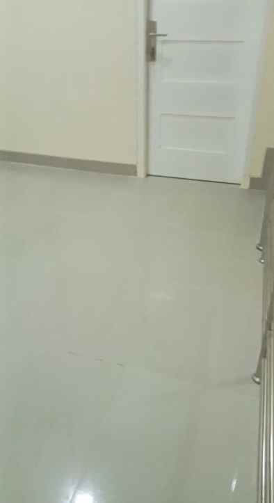 dijual rumah belakang mall kelapa