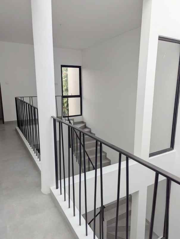 dijual rumah bintaro sektor 9 tangerang