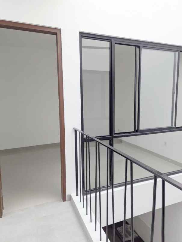 dijual rumah bintaro sektor 9 tangerang