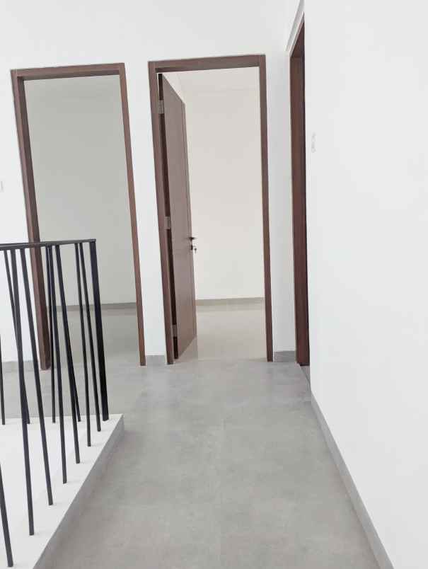 dijual rumah bintaro sektor 9 tangerang