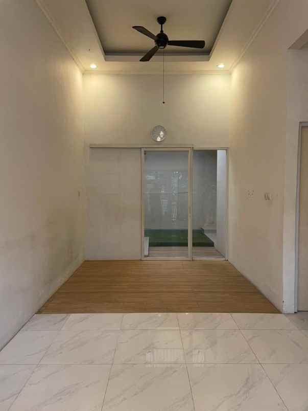 dijual rumah bojongsari depok
