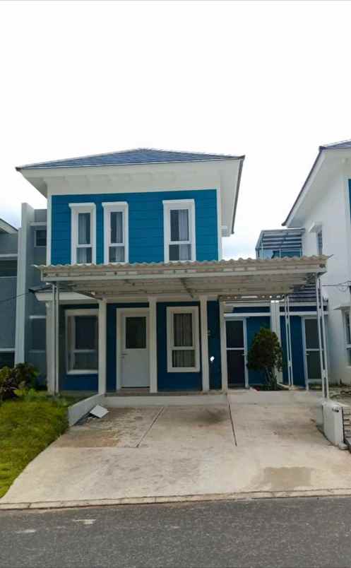 dijual rumah bsb city