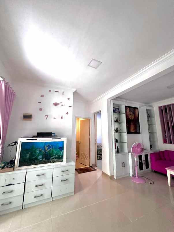 dijual rumah bsd nusaloka