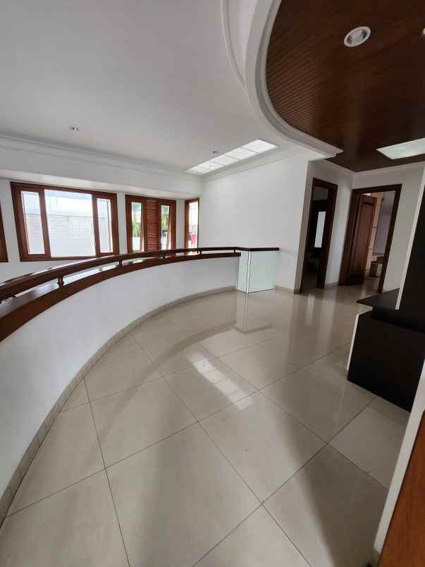 dijual rumah bukit gading mediterania