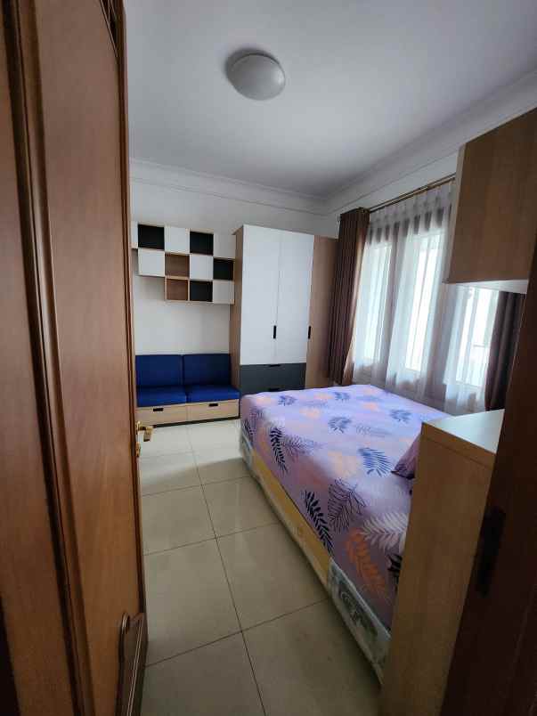 dijual rumah bukit gading mediterania