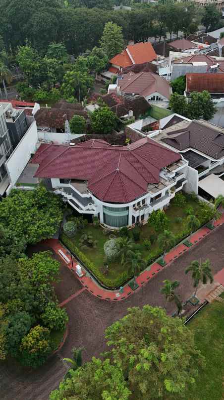 dijual rumah bukit gading villa