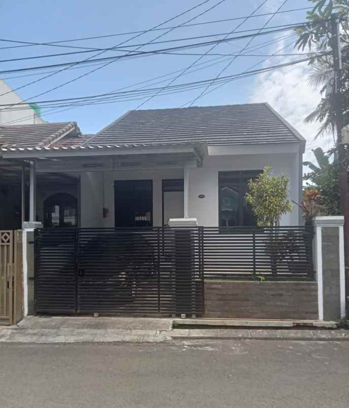 dijual rumah bukit golf riverside cibubur