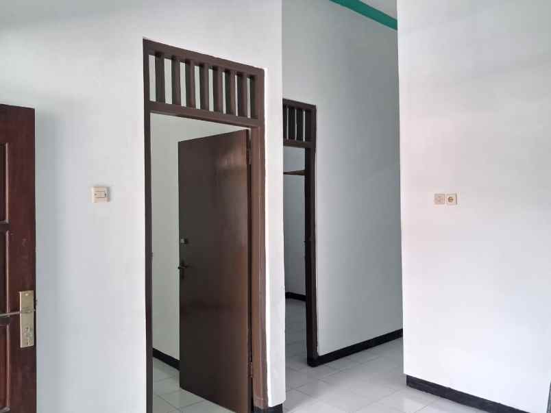 dijual rumah bukit kencana jaya