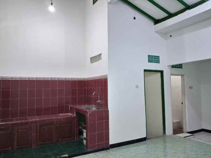 dijual rumah bukit kencana jaya