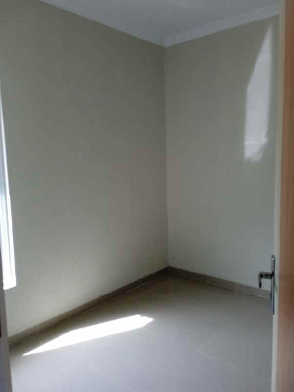 dijual rumah candi gebang