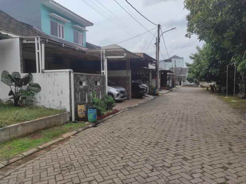 dijual rumah cibinong cikaret bogor