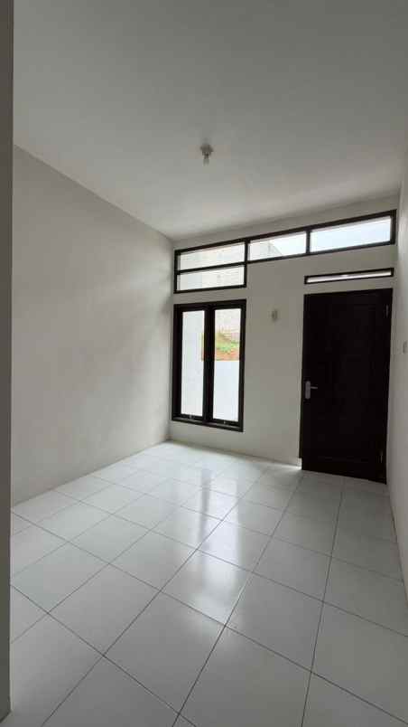 dijual rumah cibolerang cileunyi