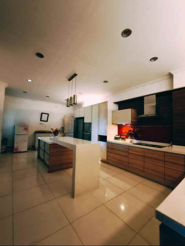 dijual rumah cibubur ciracas jakarta timur