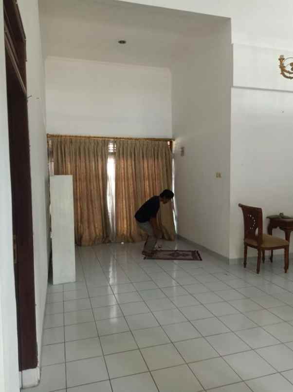 dijual rumah cigadung