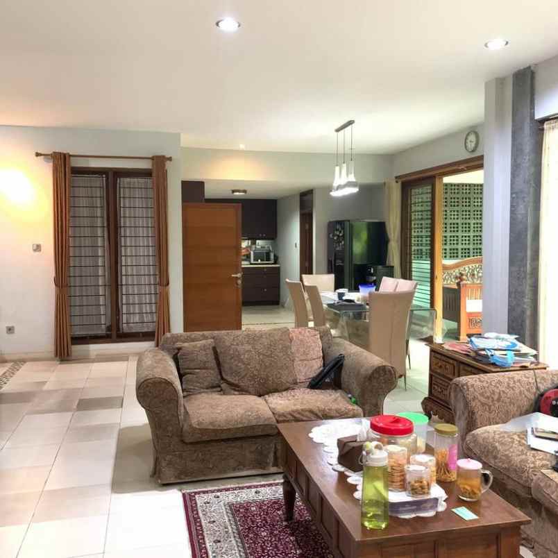 dijual rumah cigadung dago bandung utara