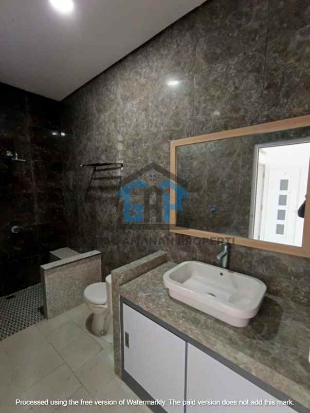 dijual rumah cihanjuang