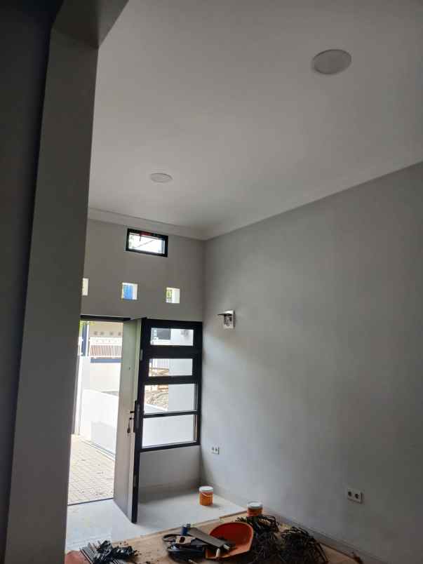 dijual rumah cijambe