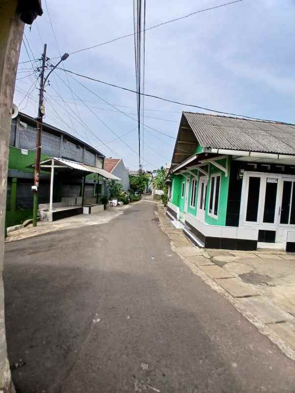 dijual rumah cilodong depok