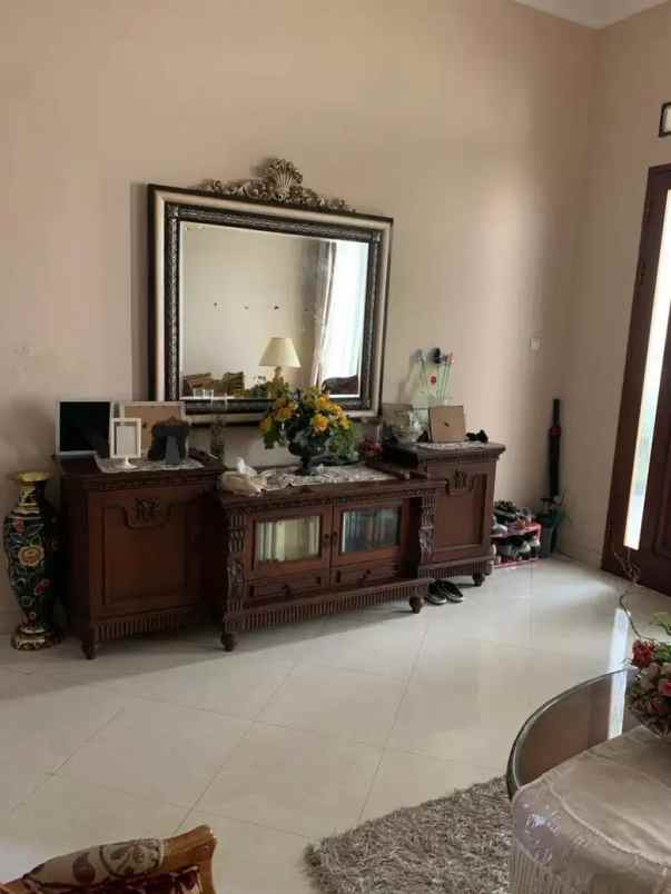 dijual rumah cipete selatan