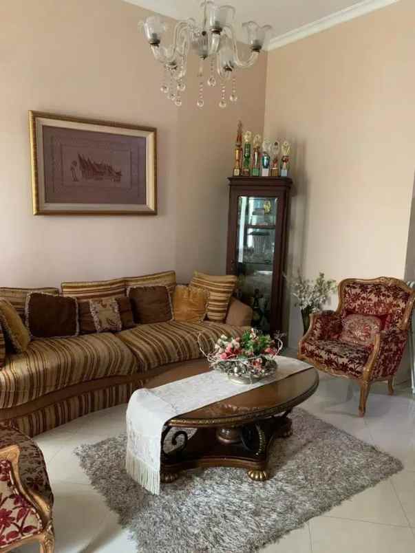 dijual rumah cipete selatan