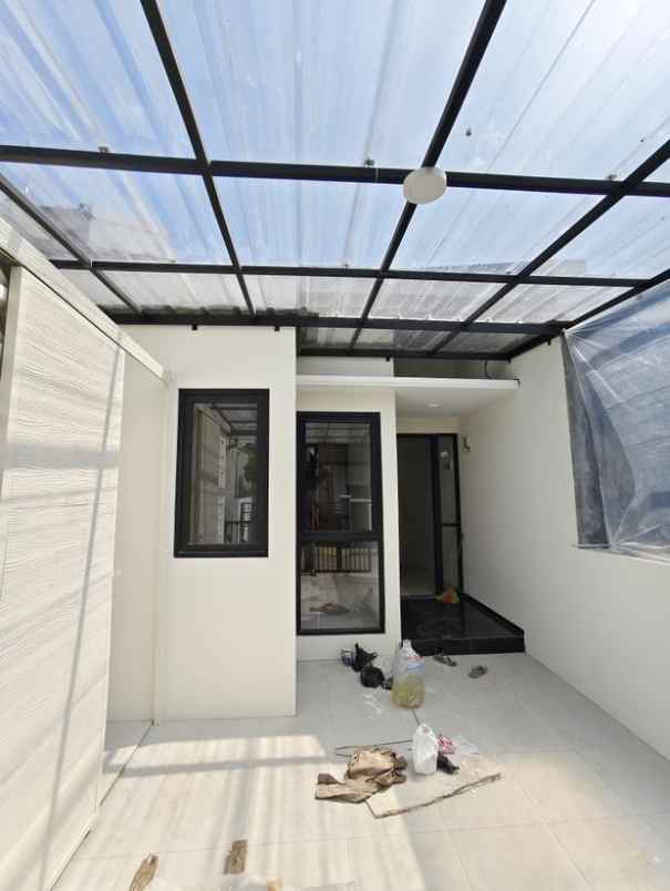 dijual rumah cisaranten arcamanik